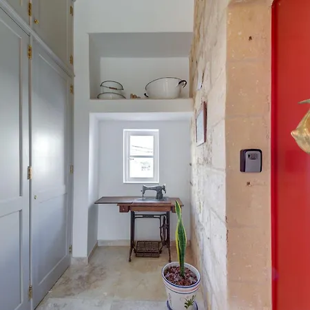 Ta Karmenu - A Medieval Maltese Gem 800-year-old House Near Mdina, ラバト