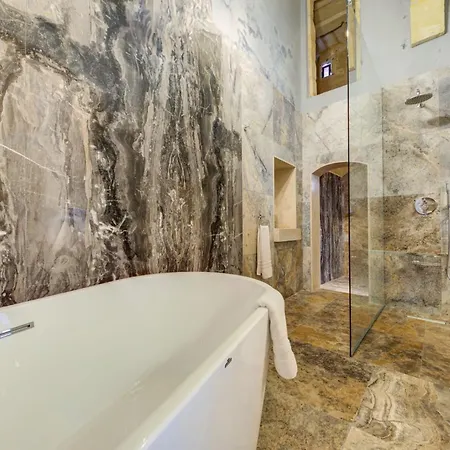 Ta Karmenu - A Medieval Maltese Gem 800-year-old House Near Mdina, 別荘